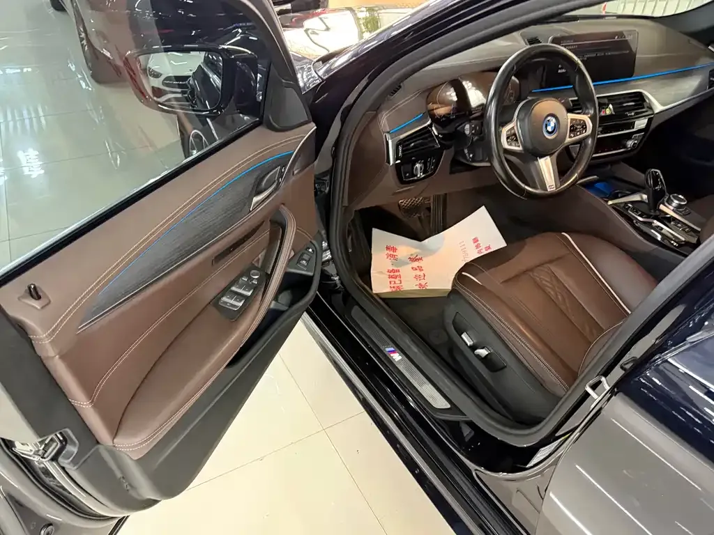 BMW 5 Series New Energy 2022 из CN, фото 3