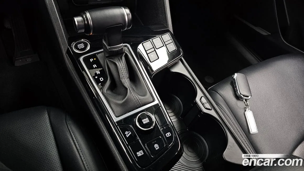 Kia Sportage — фото 9