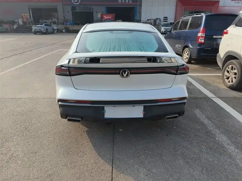 Changan UNI-V 2024 из CN, фото 6