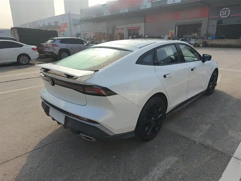 Changan UNI-V 2024 из CN, фото 7