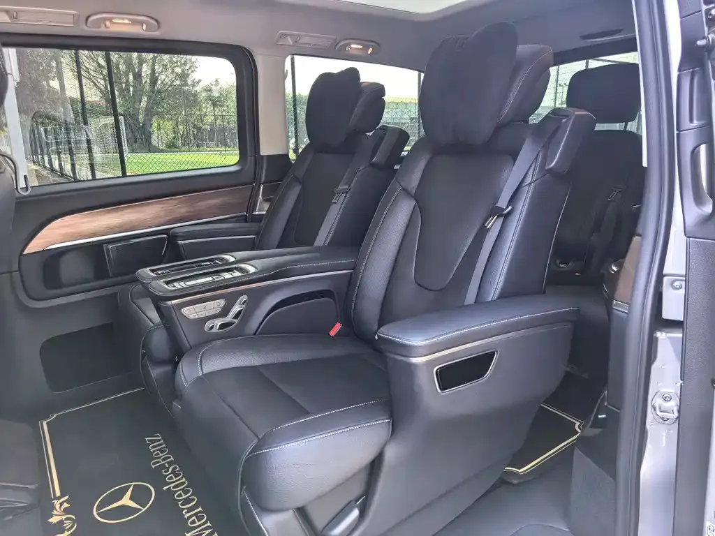 Mercedes-Benz V-Class 2022 из CN, фото 9