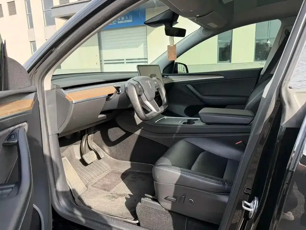 Tesla Model Y 2022 из CN, фото 4