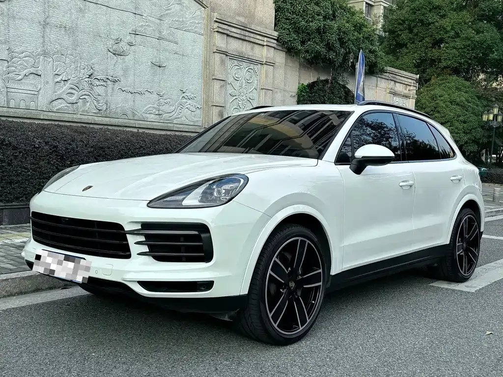Porsche Cayenne 2023 из CN, фото 1