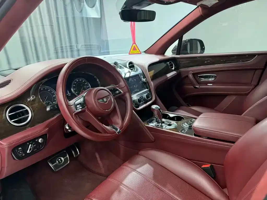 Bentley Bentayga PHEV 2022 из CN, фото 4