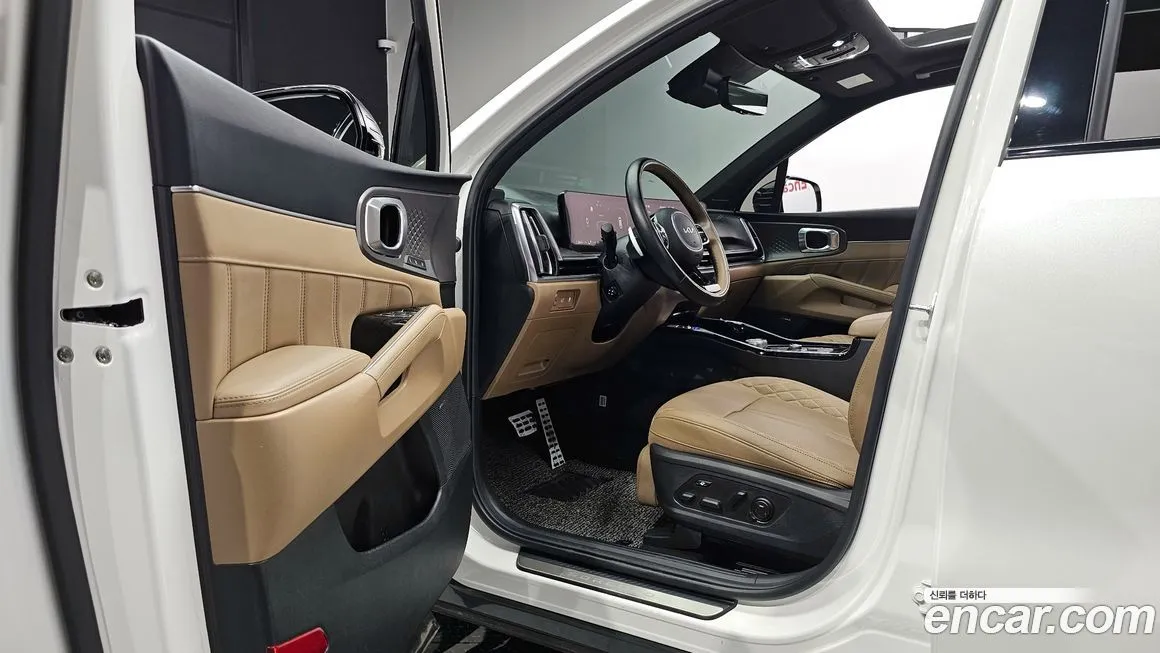 Kia Sorento — фото 10