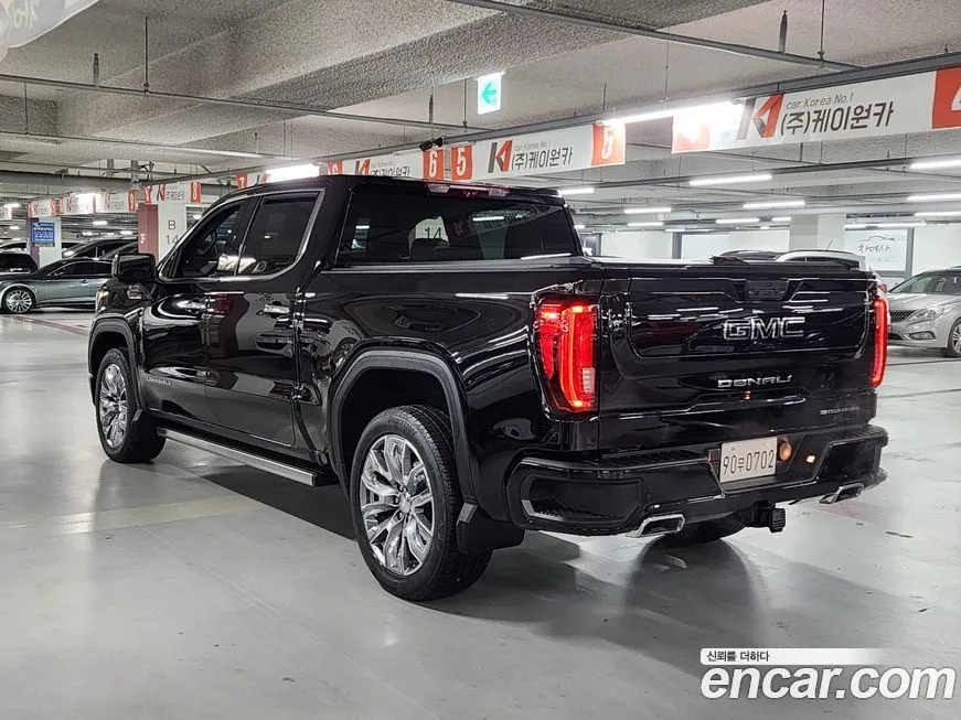 GMC Sierra — фото 2