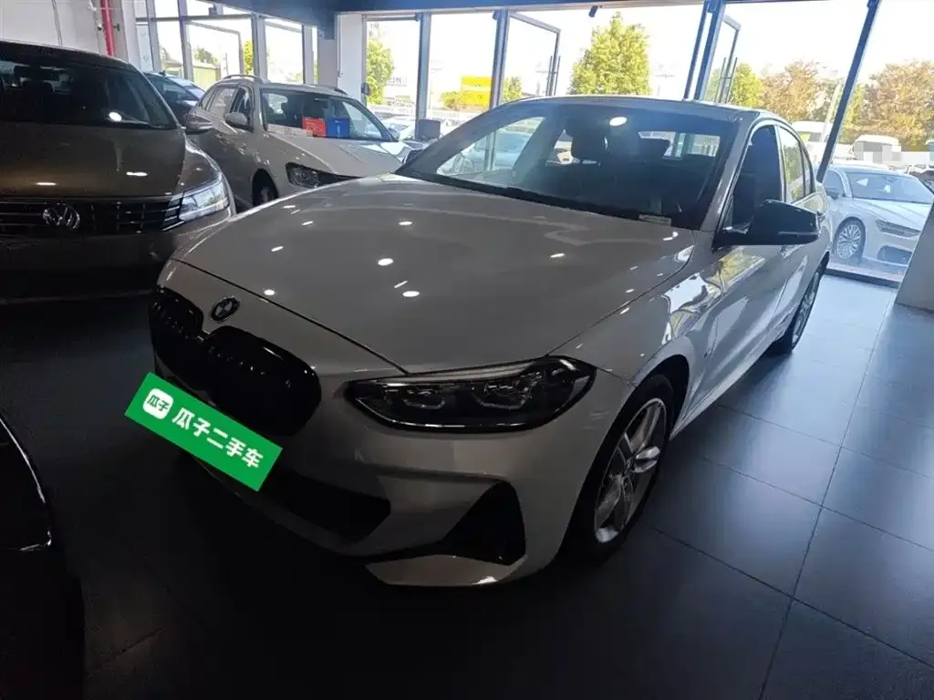 BMW 1 Series 2022 из CN, фото 2