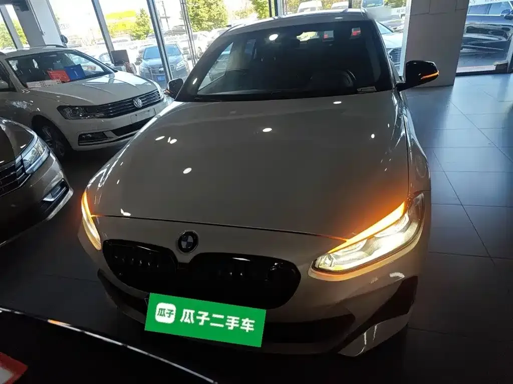 BMW 1 Series 2022 из CN, фото 3