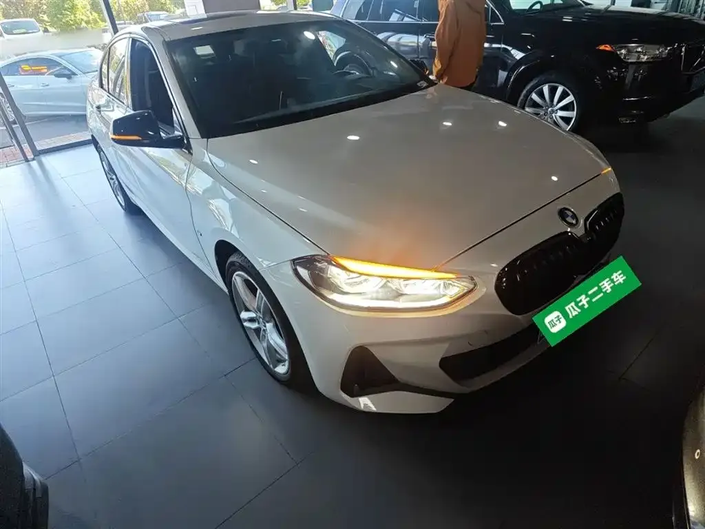 BMW 1 Series 2022 из CN, фото 4