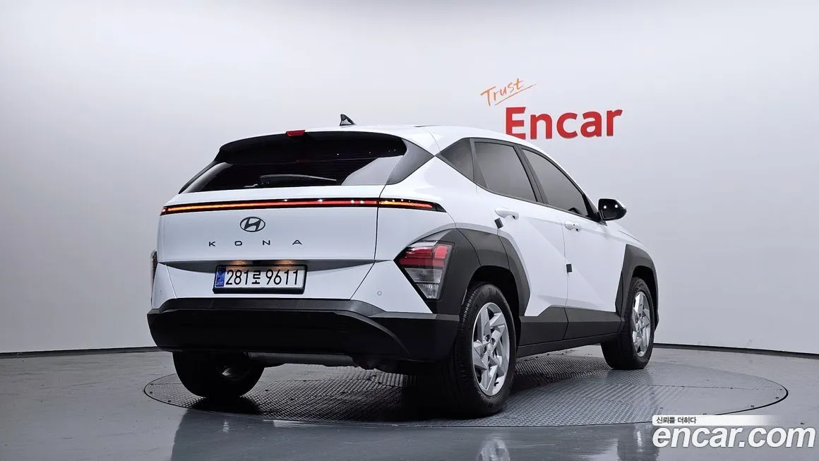 Hyundai Kona — фото 2