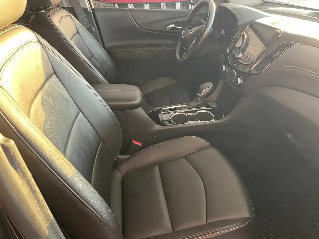 Chevrolet Equinox 2021 из CN, фото 6