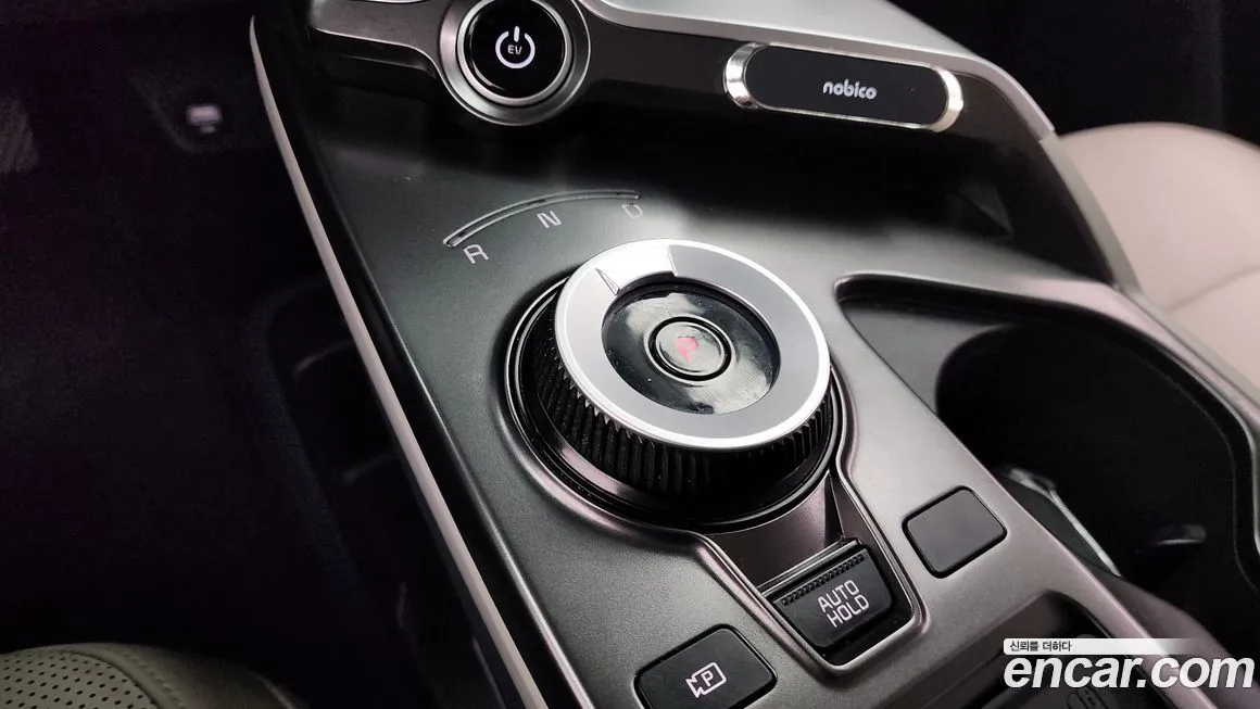 Kia EV6 — фото 9