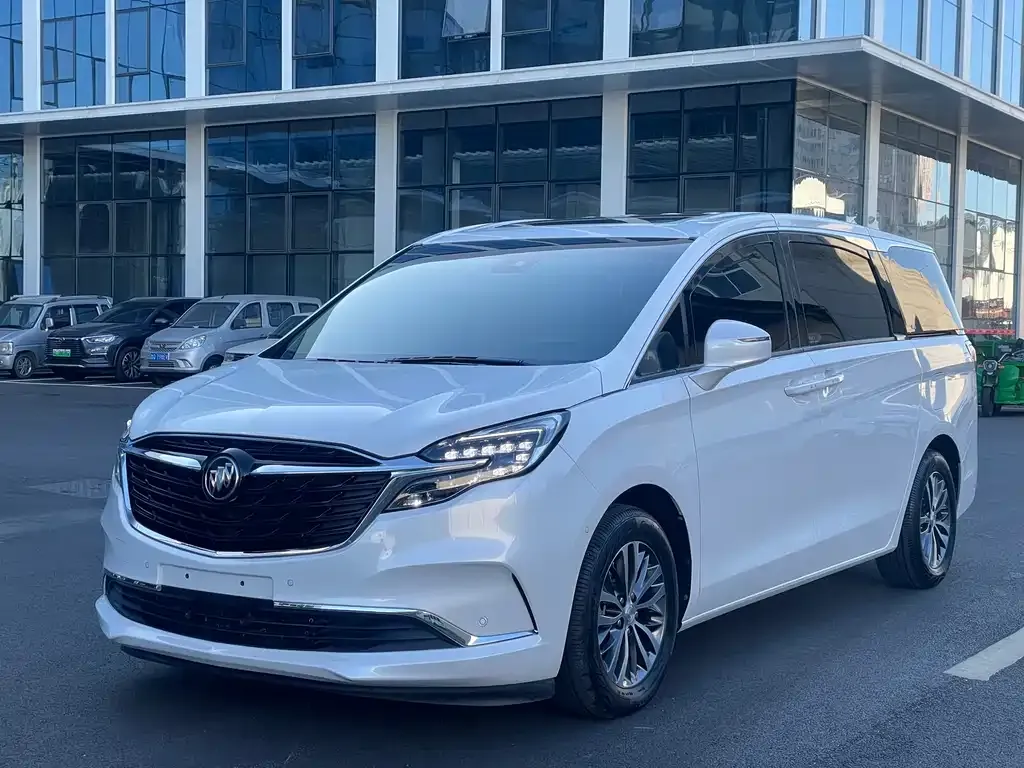 Buick GL8 2022 из CN, фото 1