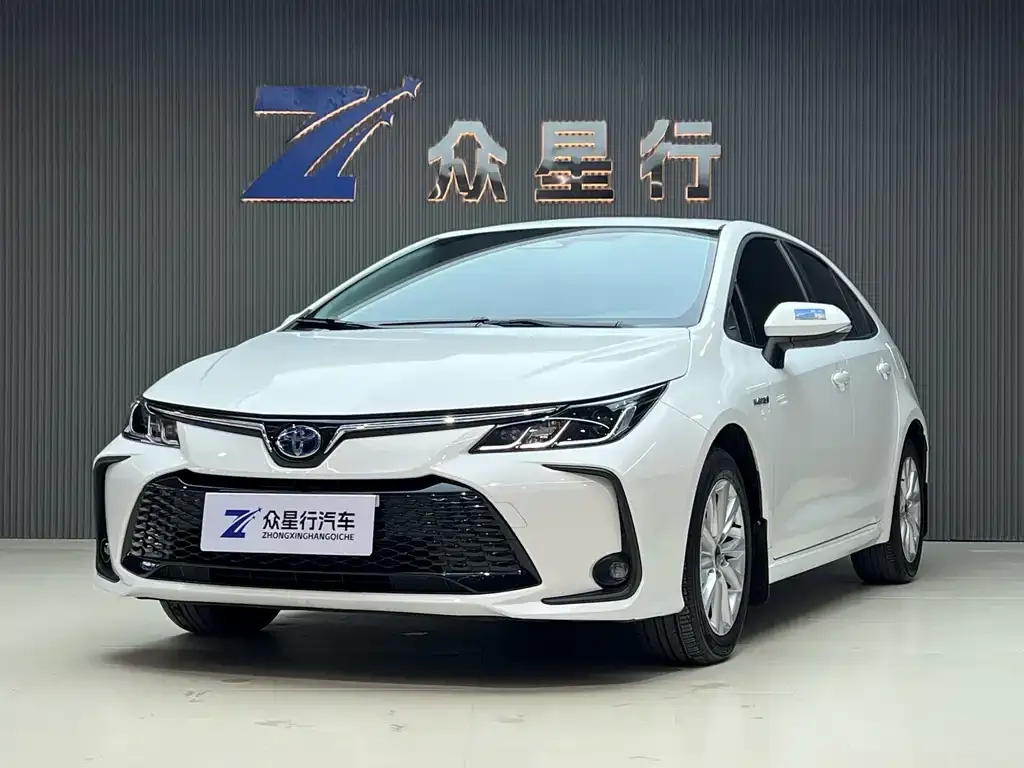 Toyota Corolla 2023 из CN, фото 1