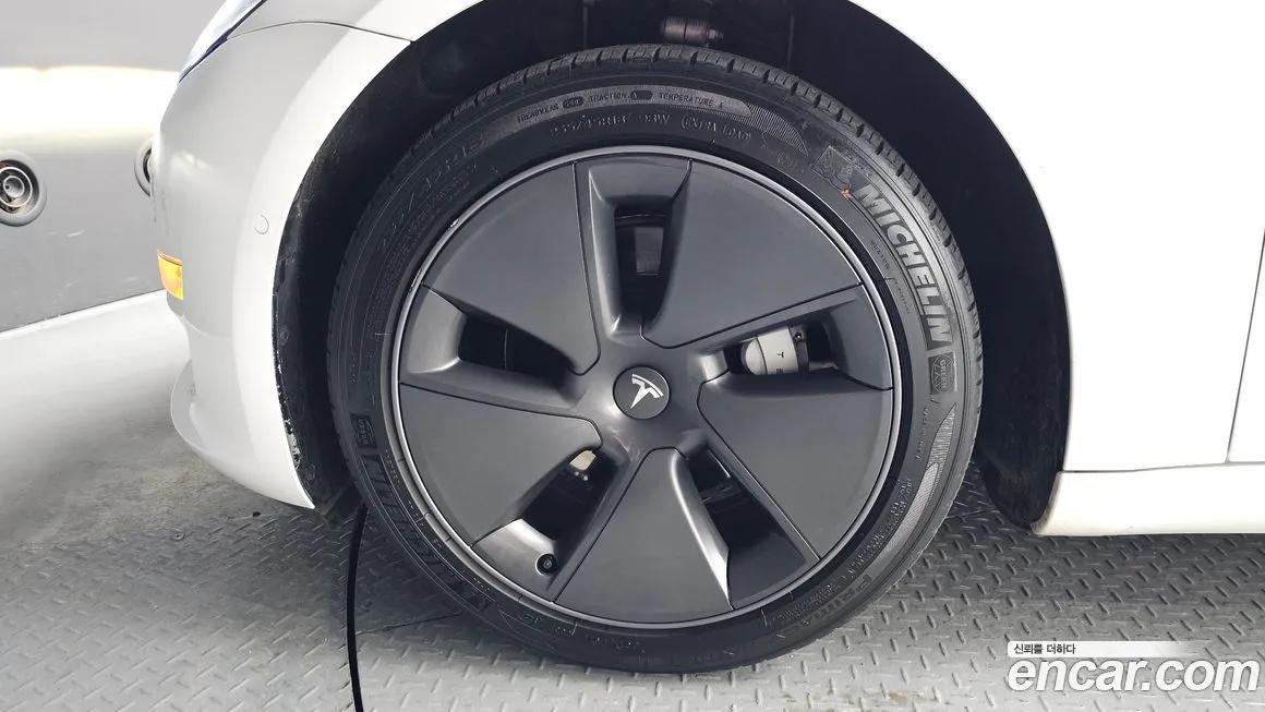 Tesla Model 3 2021 из KR, фото 5