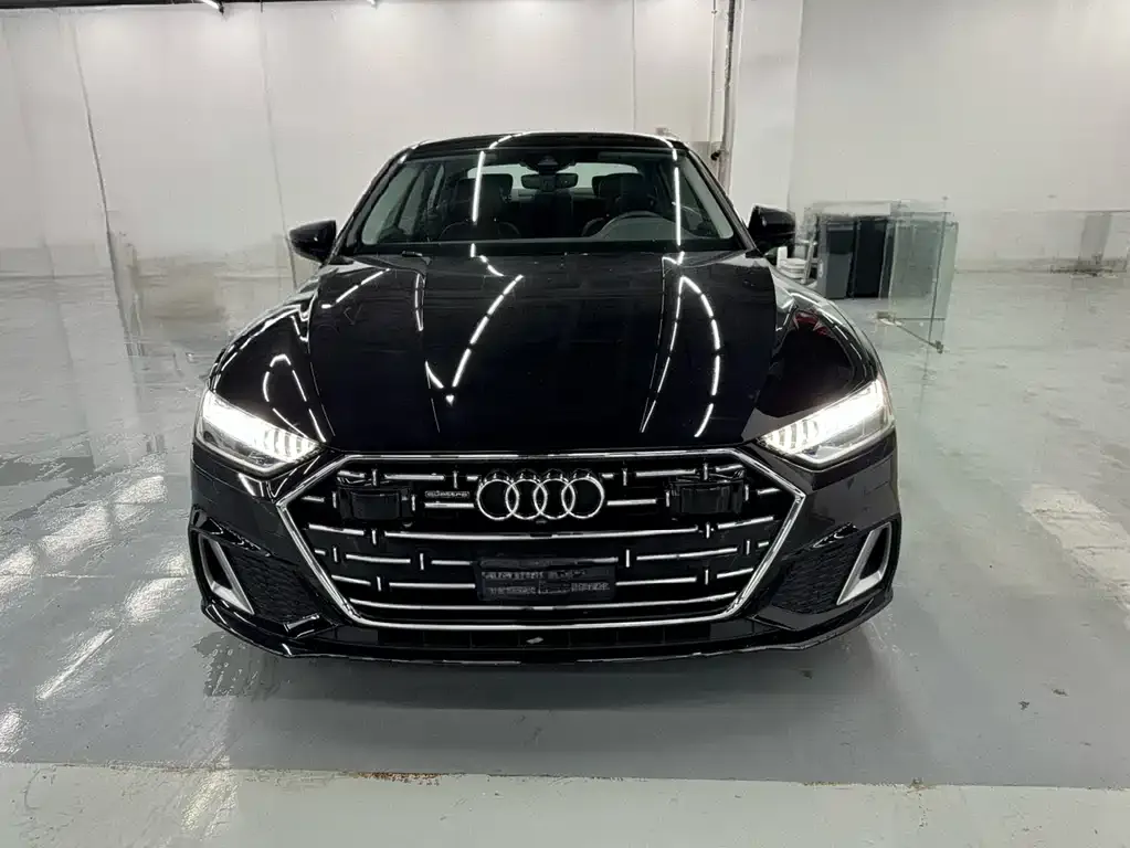 Audi A7L 2022 из CN, фото 2