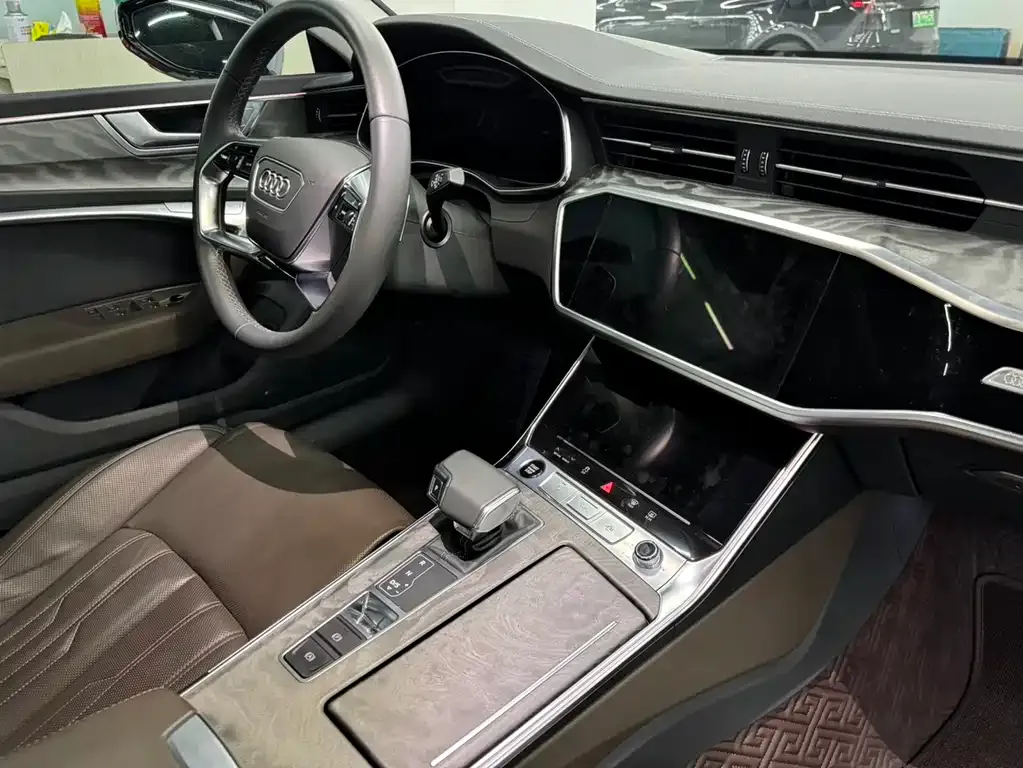 Audi A7L 2022 из CN, фото 8
