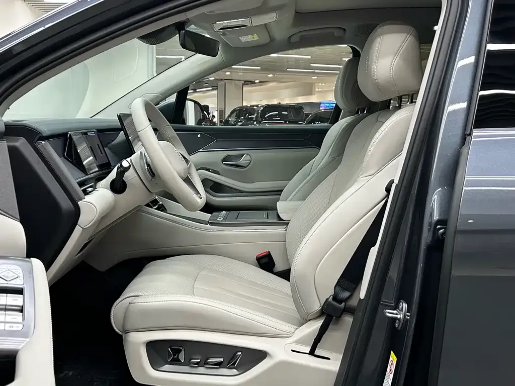 BYD Tang L 2025 из CN, фото 8