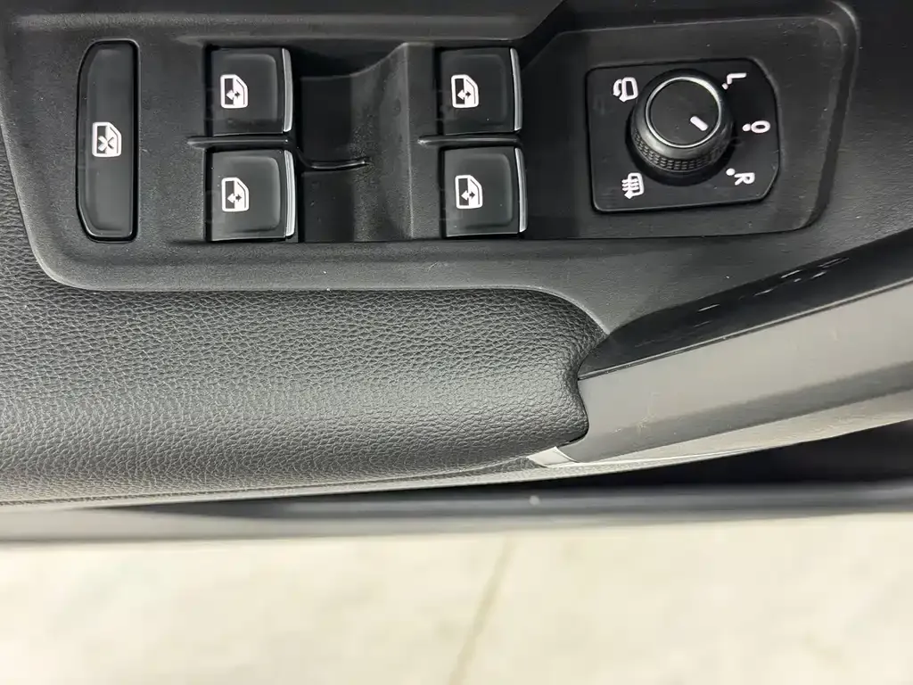 Volkswagen Tayron 2022 из CN, фото 9