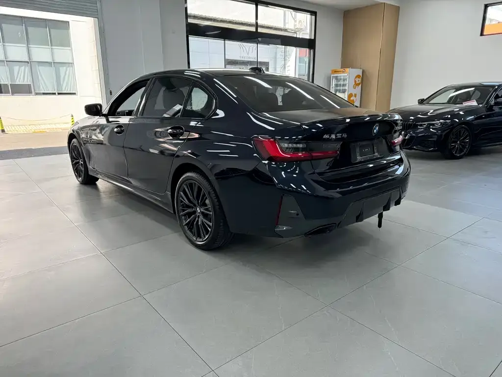 BMW 3 Series 2024 из CN, фото 6