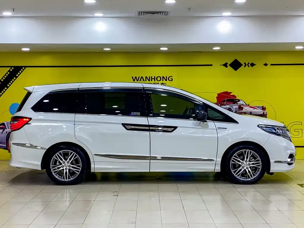 Honda Elysion 2021 из CN, фото 10
