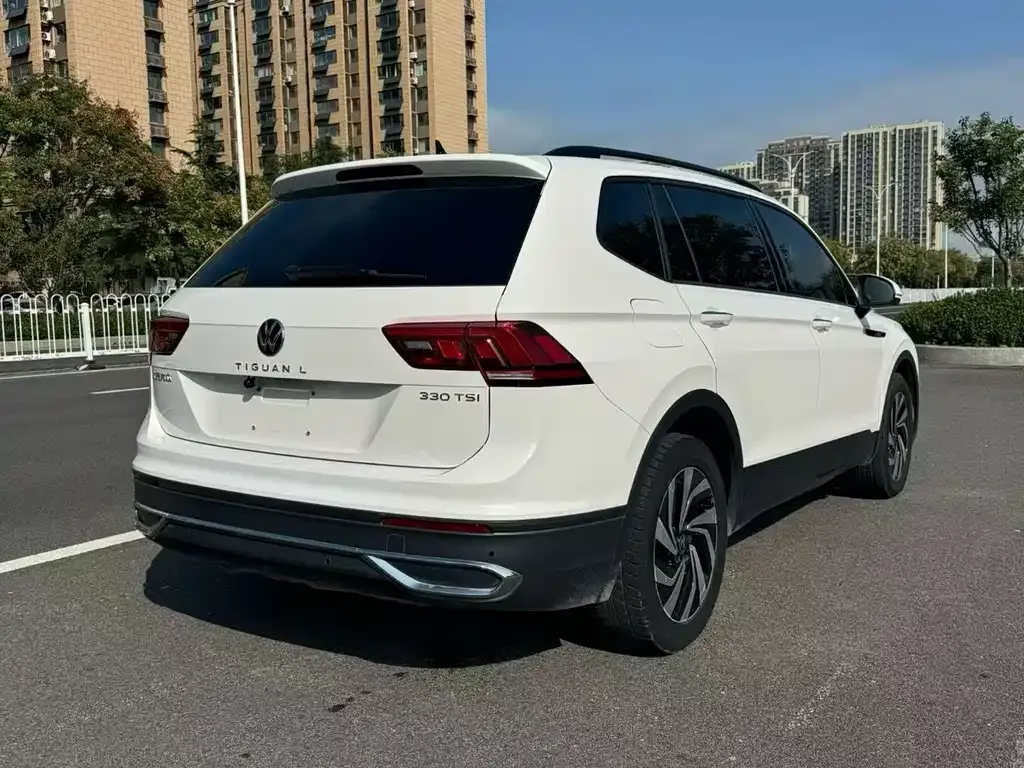 Volkswagen Tiguan L 2022 из CN, фото 4