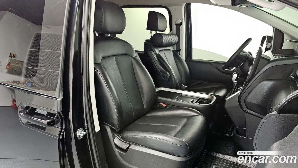 Hyundai Staria 2023 из KR, фото 10