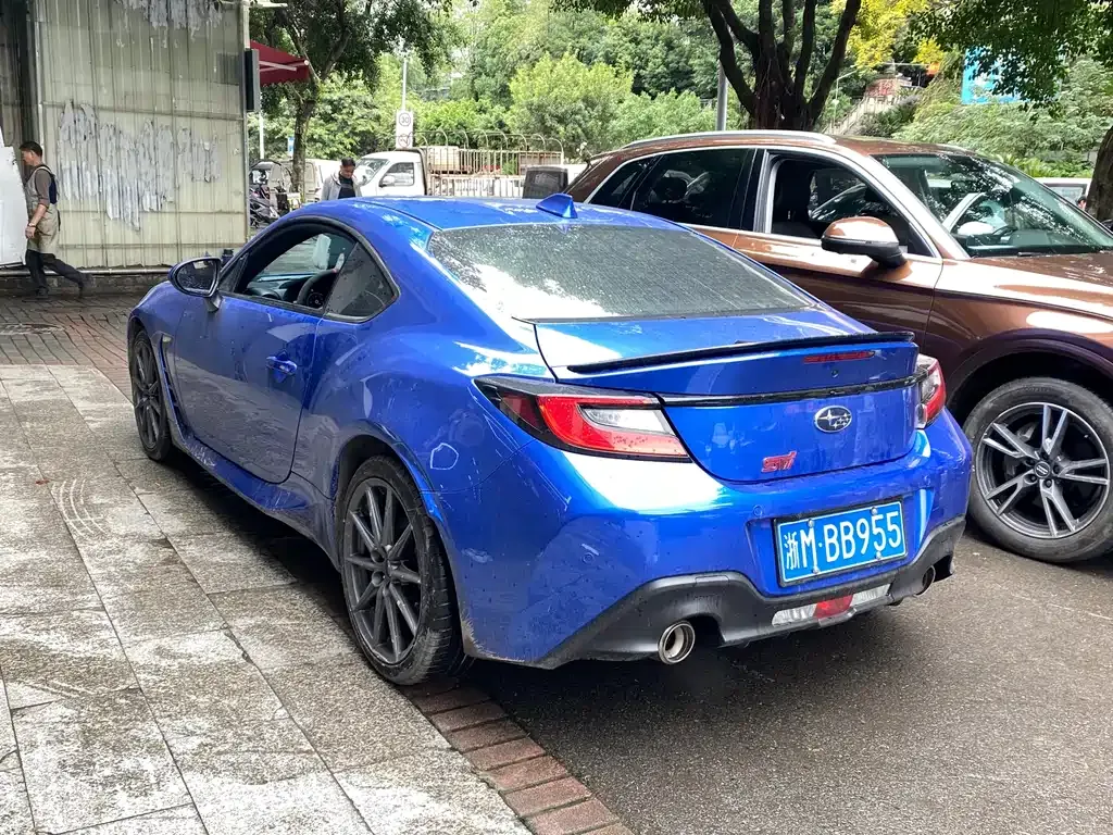 Subaru BRZ — фото 4
