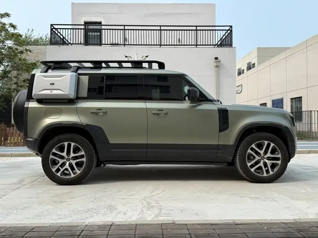 Land Rover Defender — фото 3