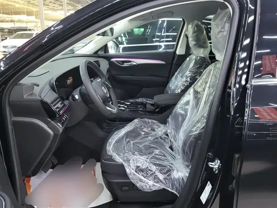 Buick Envision Plus — фото 9