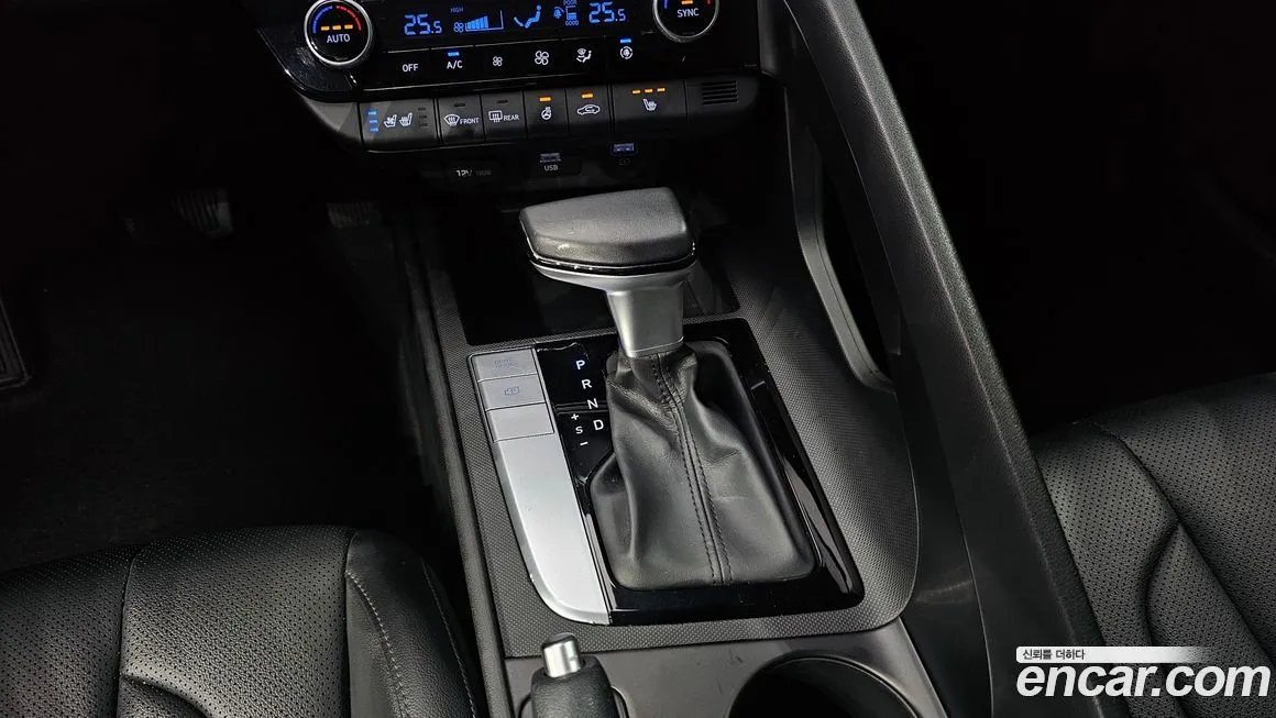 Hyundai AVANTE — фото 9