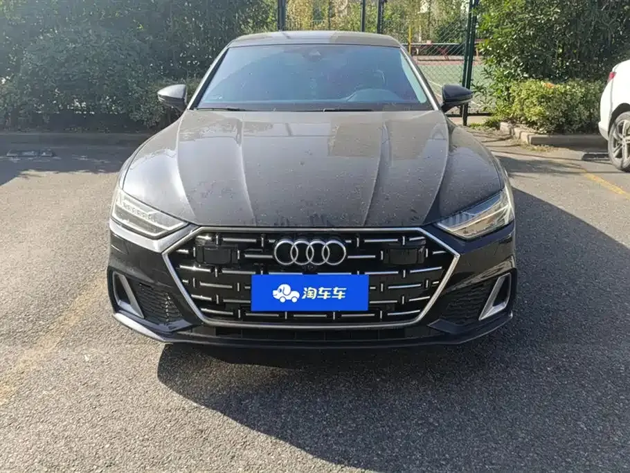 Audi A7L — фото 2