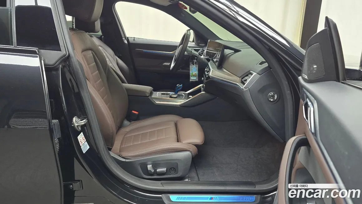 BMW i4 2023 из KR, фото 10