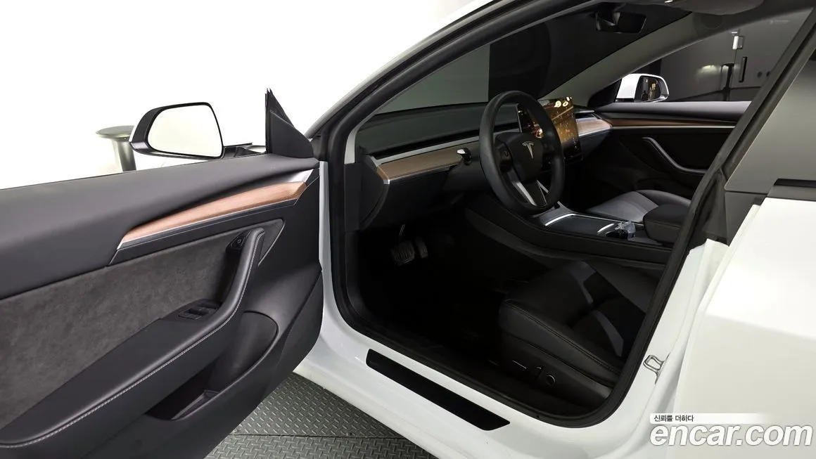 Tesla Model 3 2022 из KR, фото 10