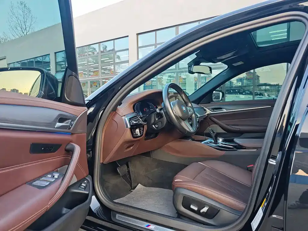 BMW 5 Series New Energy 2023 из CN, фото 4