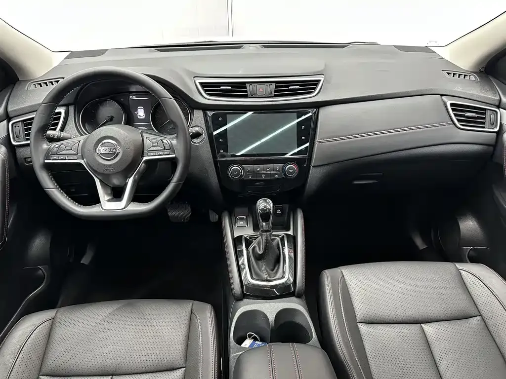 Nissan Qashqai — фото 6