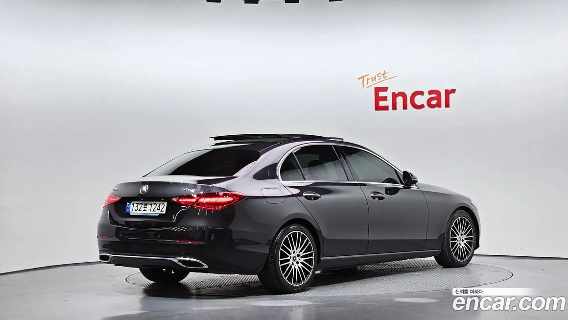 Mercedes-Benz C-Class — фото 2