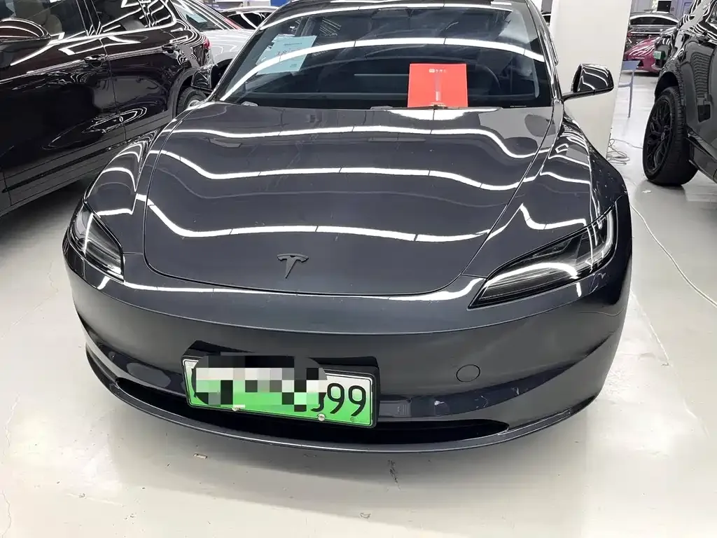 Tesla Model 3 2024 из CN, фото 2