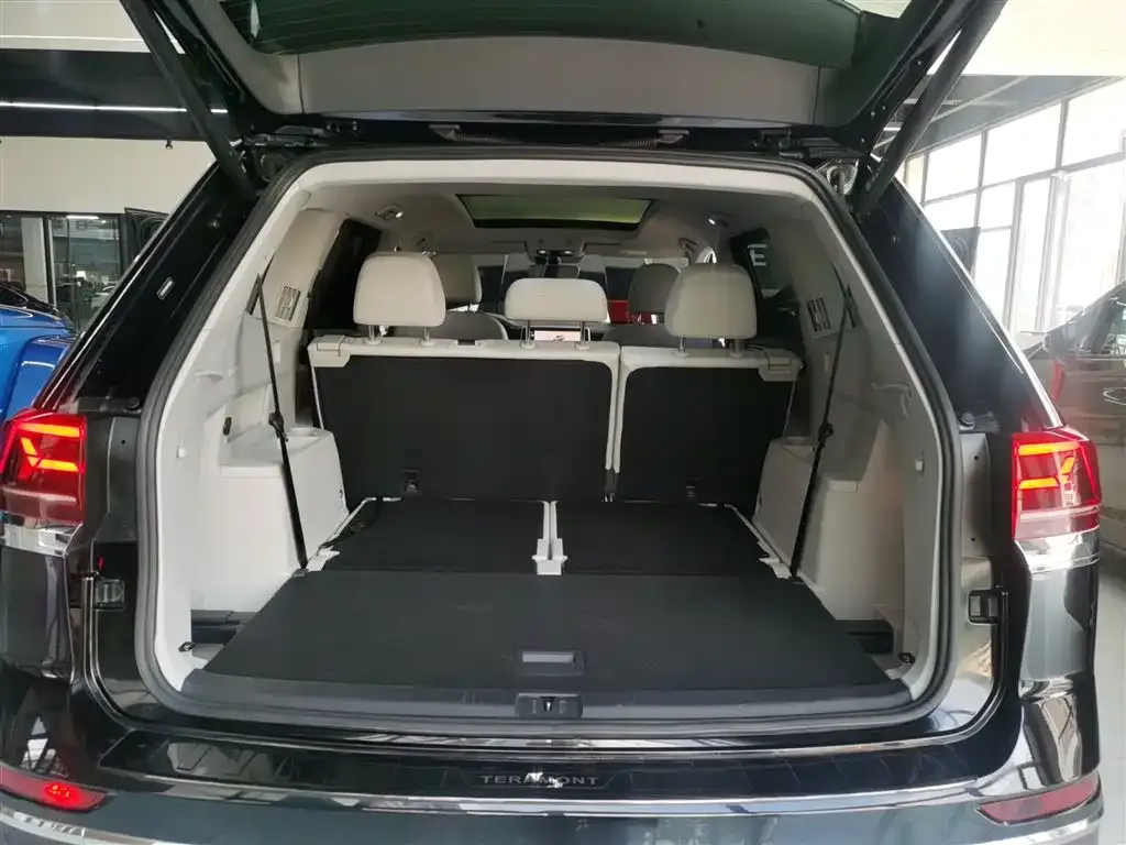 Volkswagen Teramont 2021 из CN, фото 9