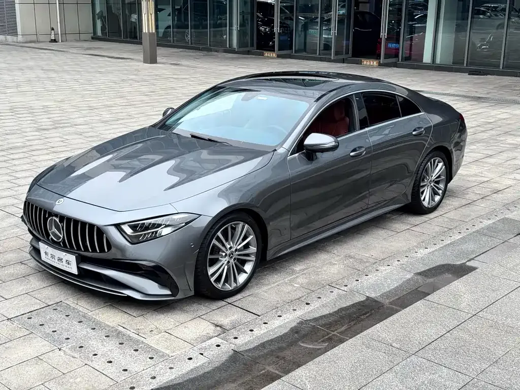 Mercedes-Benz CLS — фото 1