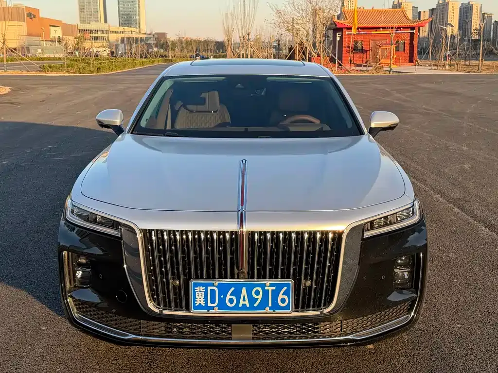 Hongqi H9 — фото 10
