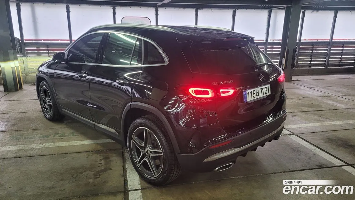 Mercedes-Benz GLA-Class — фото 7