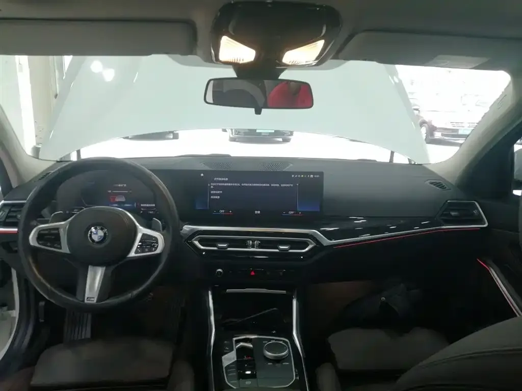 BMW 3 Series 2023 из CN, фото 10