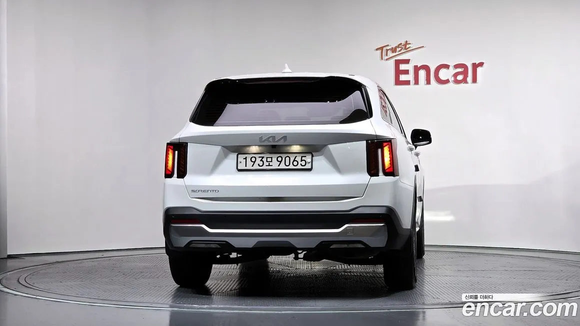 Kia Sorento — фото 4