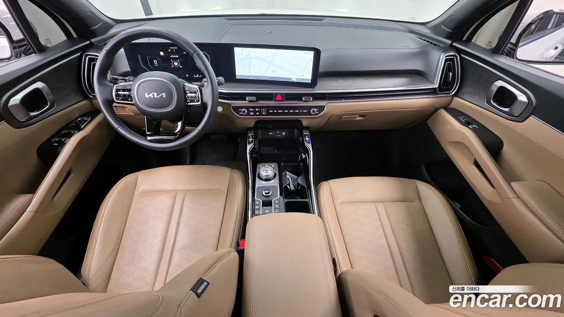 Kia Sorento — фото 7