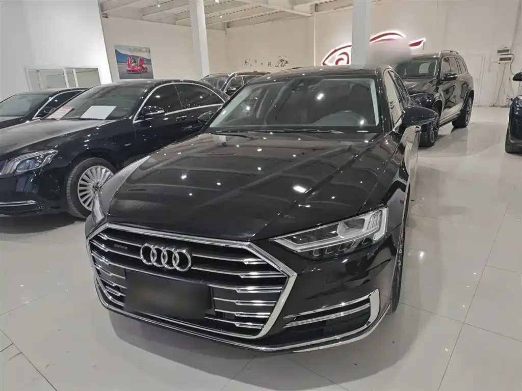 Audi A8 — фото 3