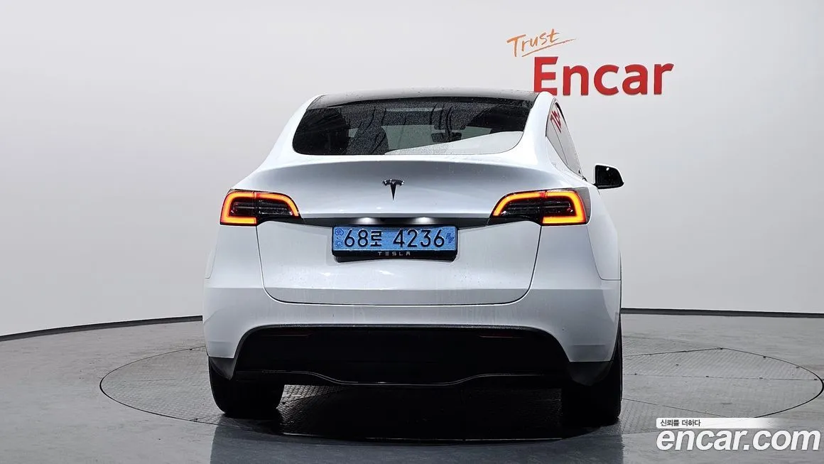 Tesla Model Y 2024 из KR, фото 4