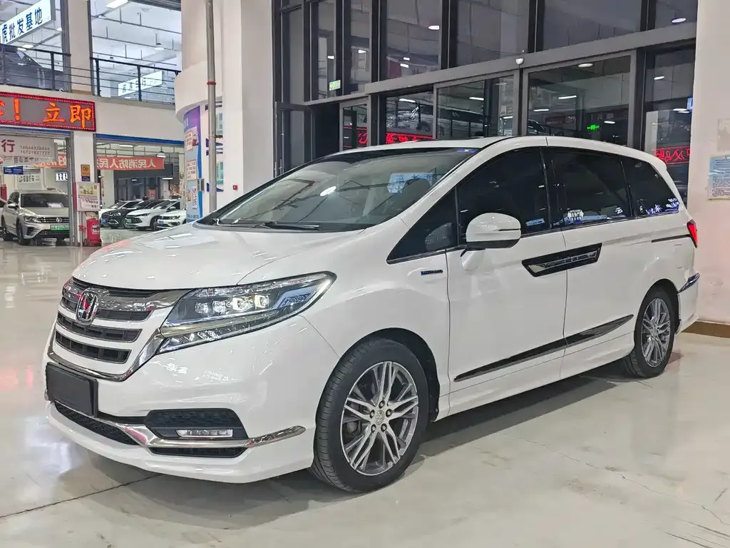 Honda Elysion 2021 из CN, фото 1