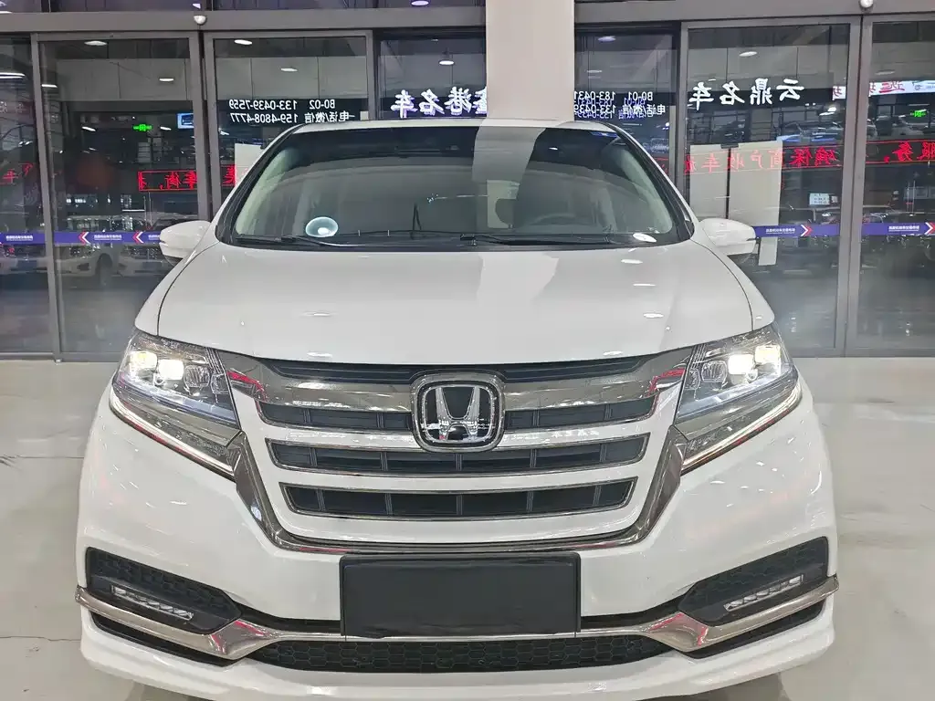Honda Elysion 2021 из CN, фото 2