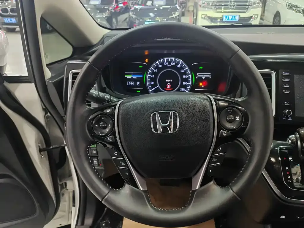 Honda Elysion 2021 из CN, фото 7
